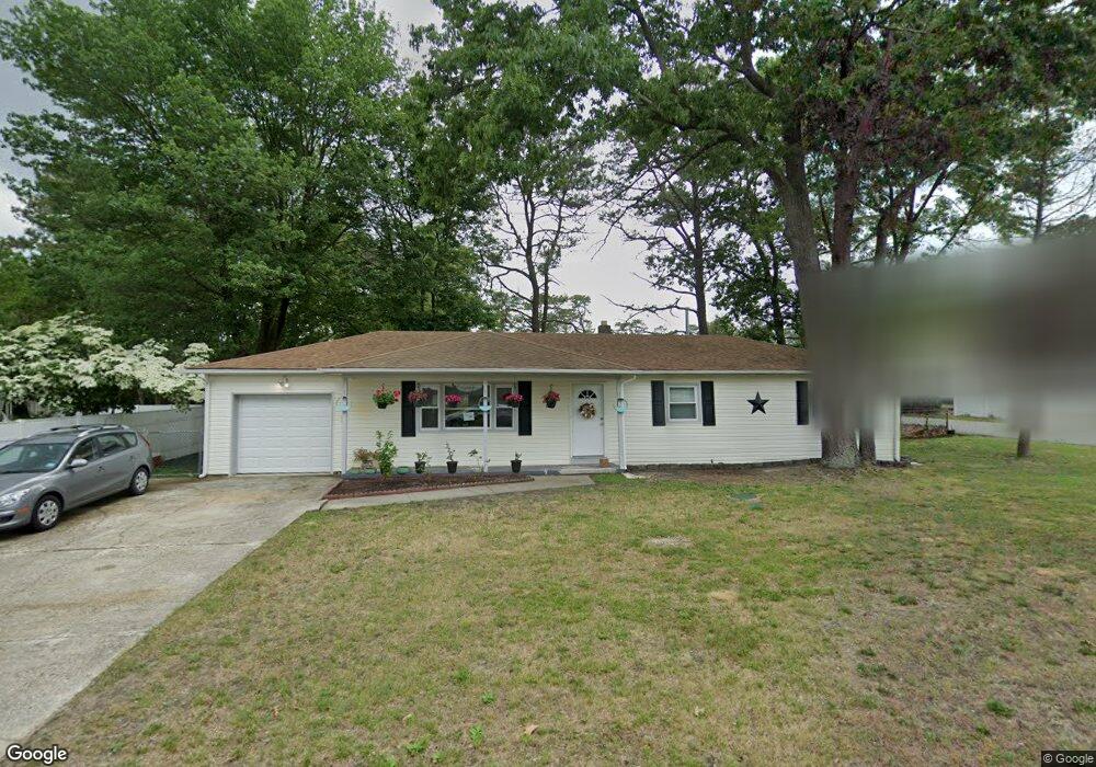 913 Larchmont St, Toms River, NJ 08757 - photo 1