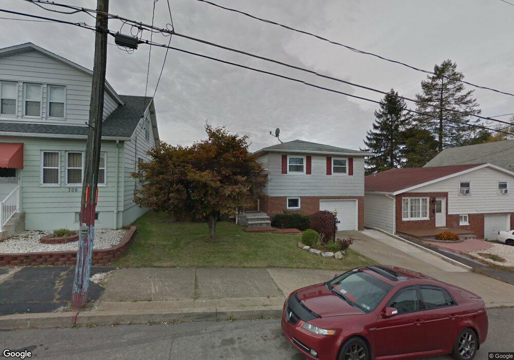 708 Lincoln St, Hazleton, PA 18201 - photo 1