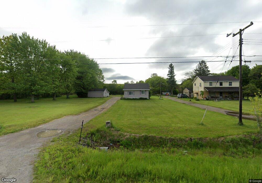 9334 N Elms Rd, Clio, MI 48420 - photo 1