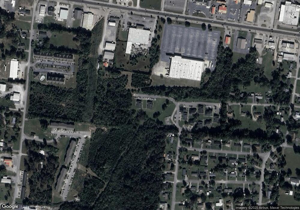 300 Neely Ave, Shelbyville, TN 37160 - photo 1