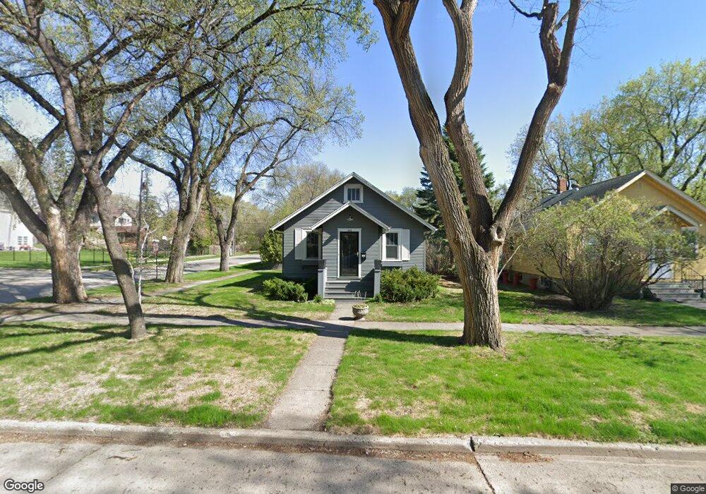 433 12th Ave S, Fargo, ND 58103 - photo 1