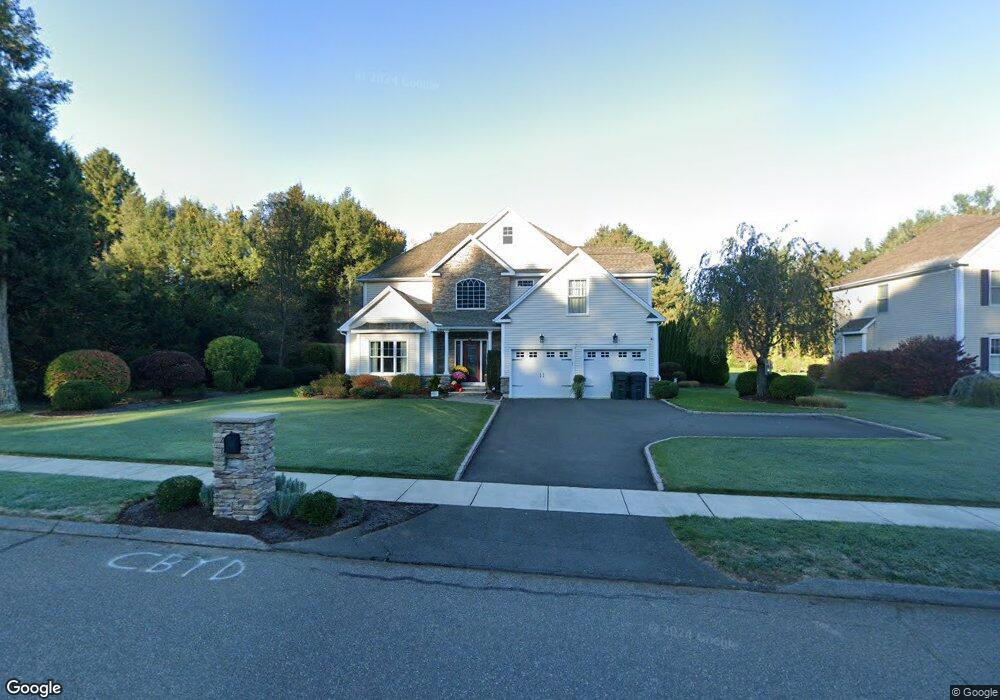 124 Cobblestone Dr, Plantsville, CT 06479 - photo 1