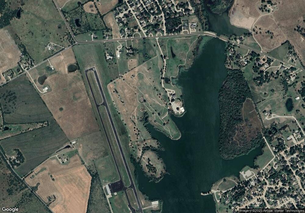 2709 Country Club Rd, Ennis, TX 75119 - photo 1