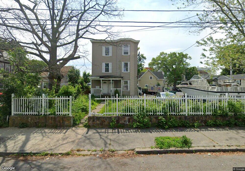 100-102 Timson St unit 3, Lynn, MA 01902 - photo 1