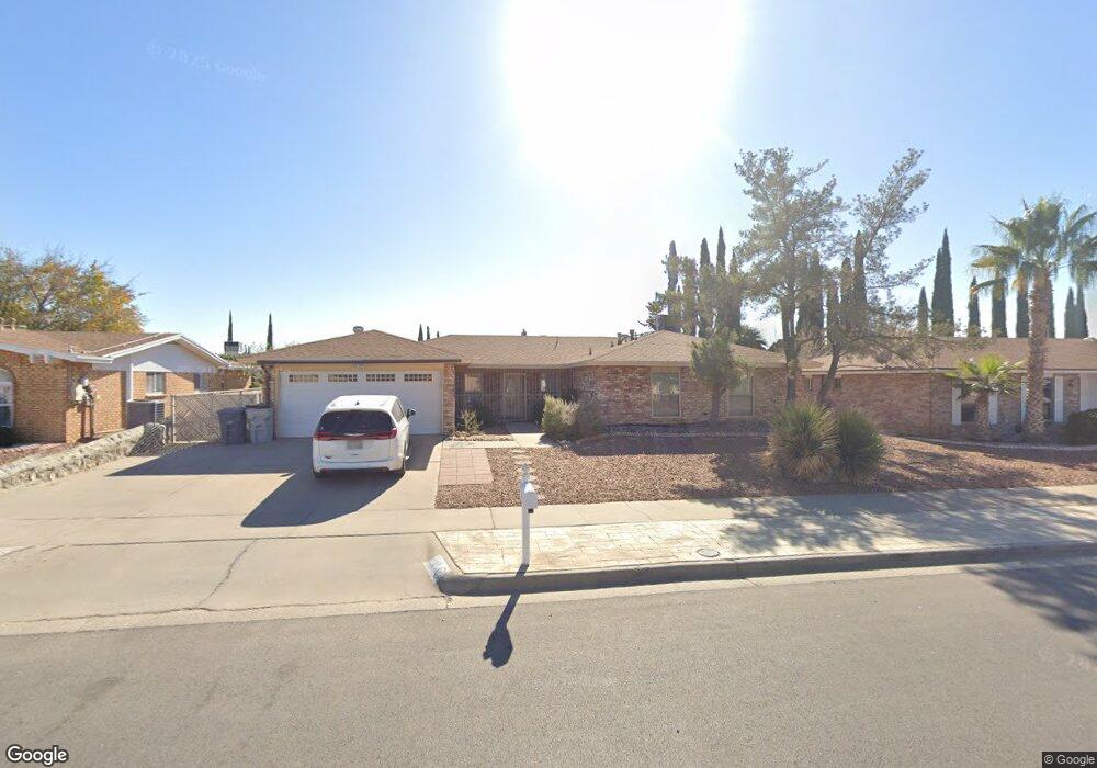 1960 Septiembre Dr, El Paso, TX 79935 - photo 1