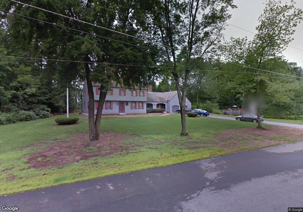 4 Indian Rock Rd, Nashua, NH 03063 - photo 1