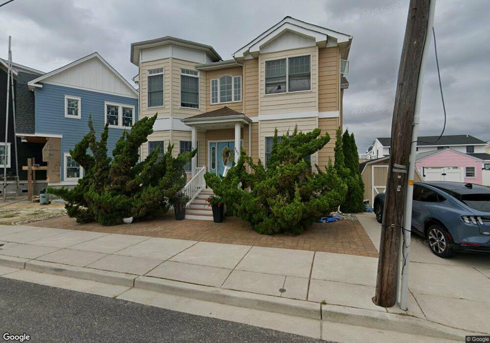 107 W Saint Paul Ave, Wildwood, NJ 08260 - photo 1