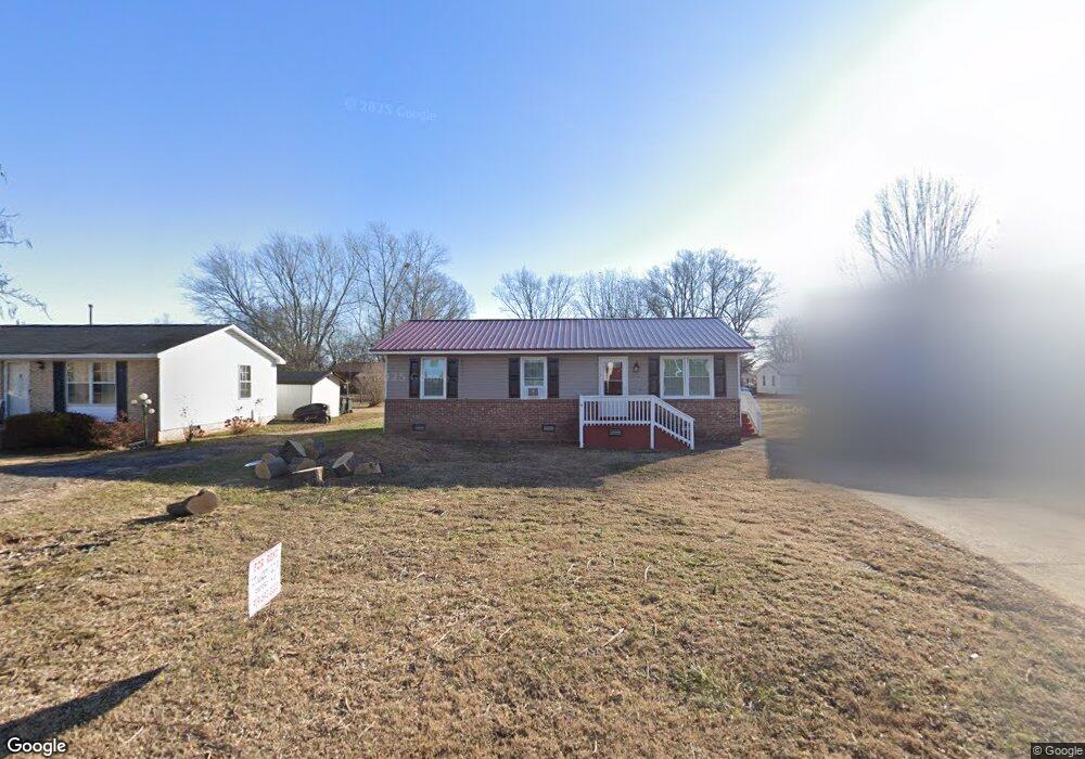 110 Henry St, Oxford, NC 27565 - photo 1
