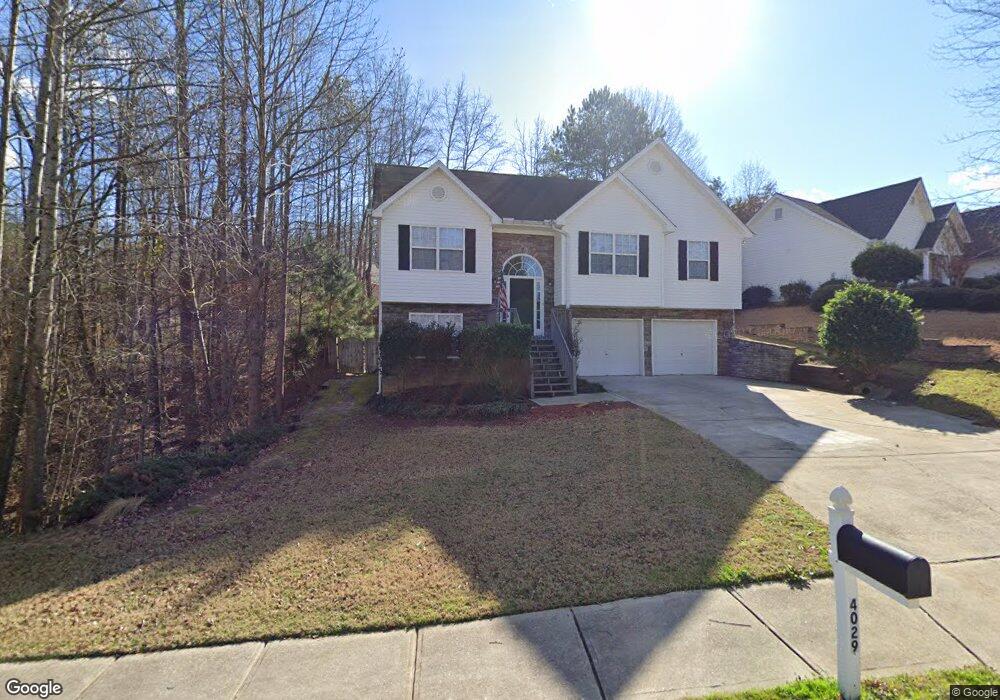 4029 Duncan Ives Dr, Buford, GA 30519 - photo 1