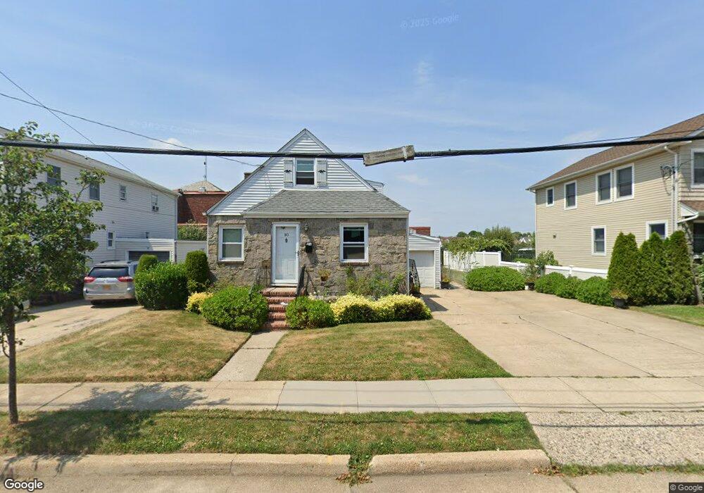 80 Liberty Ave, Mineola, NY 11501 - photo 1