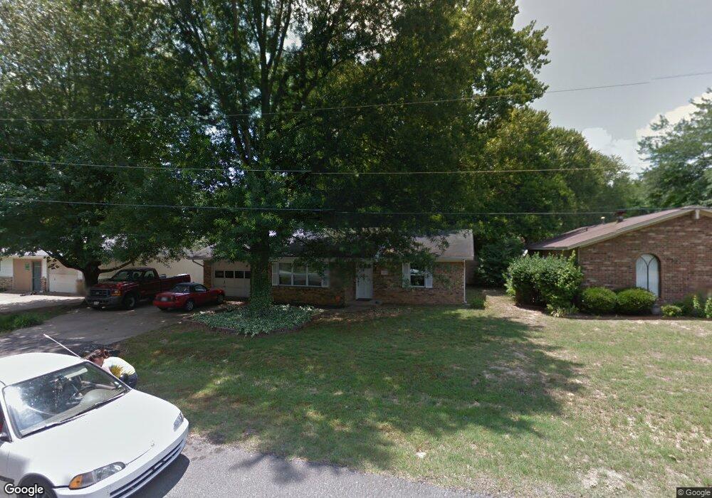 2215 West St, Conway, AR 72032 - photo 1