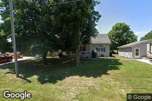 644 Chauncey St, Barry, IL 62312