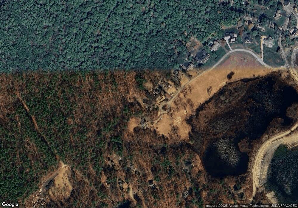 21 Phillips Cove Rd, Cape Neddick, ME 03902 - photo 1