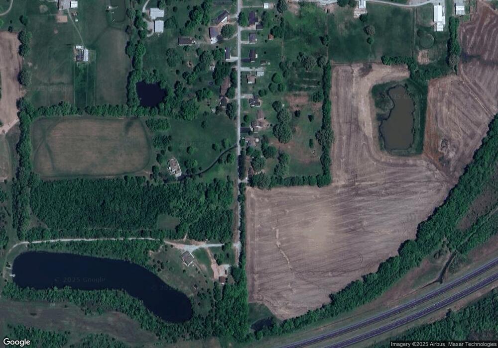 260 Barrett Ln, Harrisburg, IL 62946 - photo 1