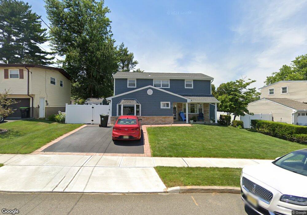 25 Buttonwood Dr, Old Bridge, NJ 08857 - photo 1