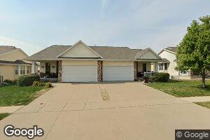 164 Ridgeview Dr, Fairfax, IA 52228