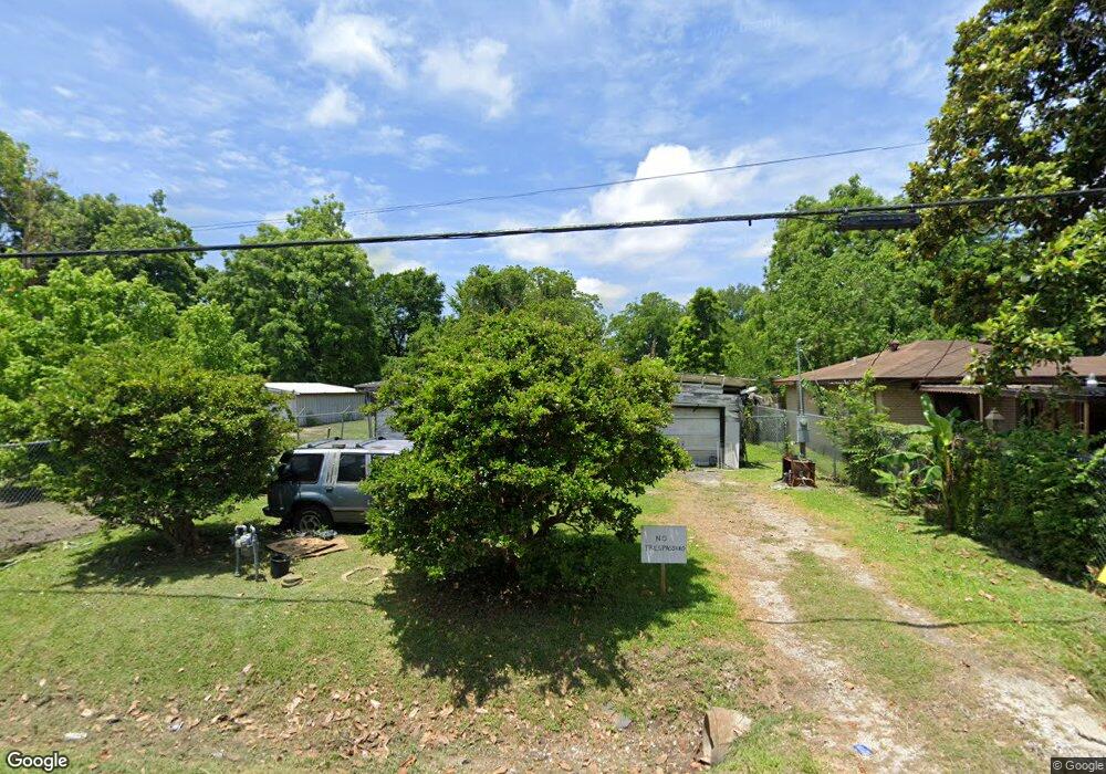 6407 Peachtree St, Houston, TX 77028 - photo 1