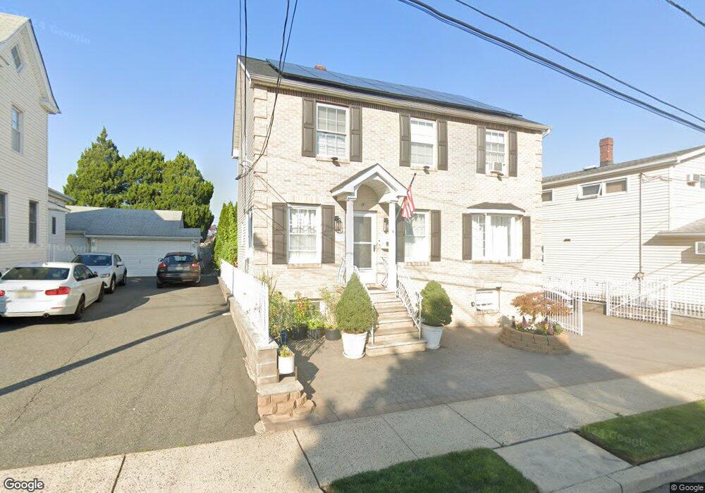 715 Bloomfield Place, Lyndhurst, NJ 07071 - photo 1