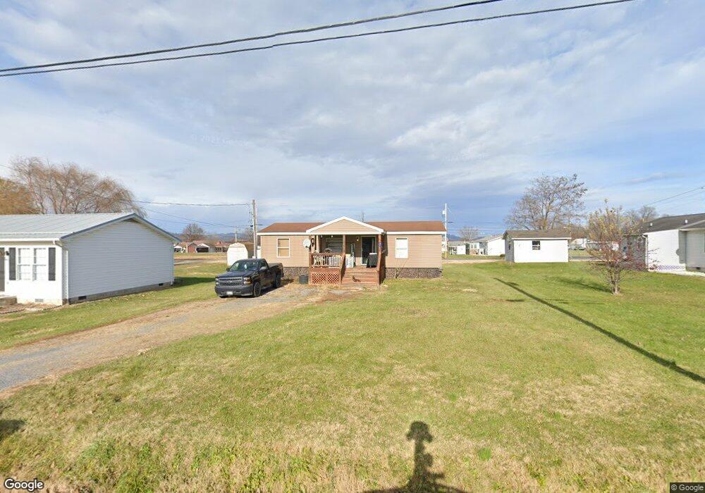 211 Sions St, Moorefield, WV 26836 - photo 1