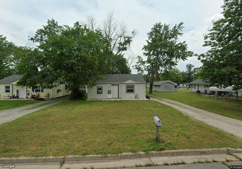 3032 Chess Ave, Parsons, KS 67357 - photo 1