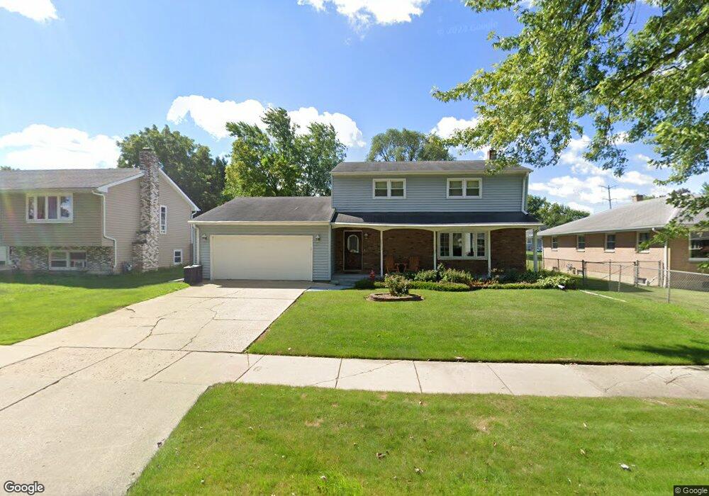 2913 Carriage Ln, Waukegan, IL 60085 - photo 1