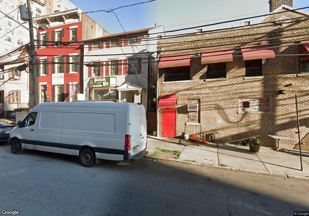 119 Somerset St unit 1, New Brunswick, NJ 08901 - photo 1