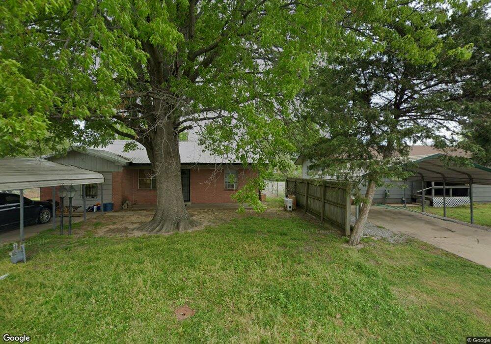 805 Moreland Rd, Okmulgee, OK 74447 - photo 1