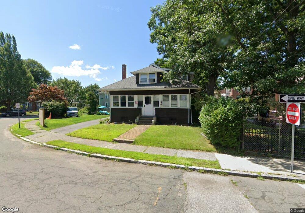 33 Hovey Rd, Waltham, MA 02453 - photo 1