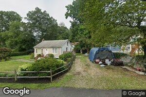 23 Rodgers Ln, Yorktown Heights, NY 10598
