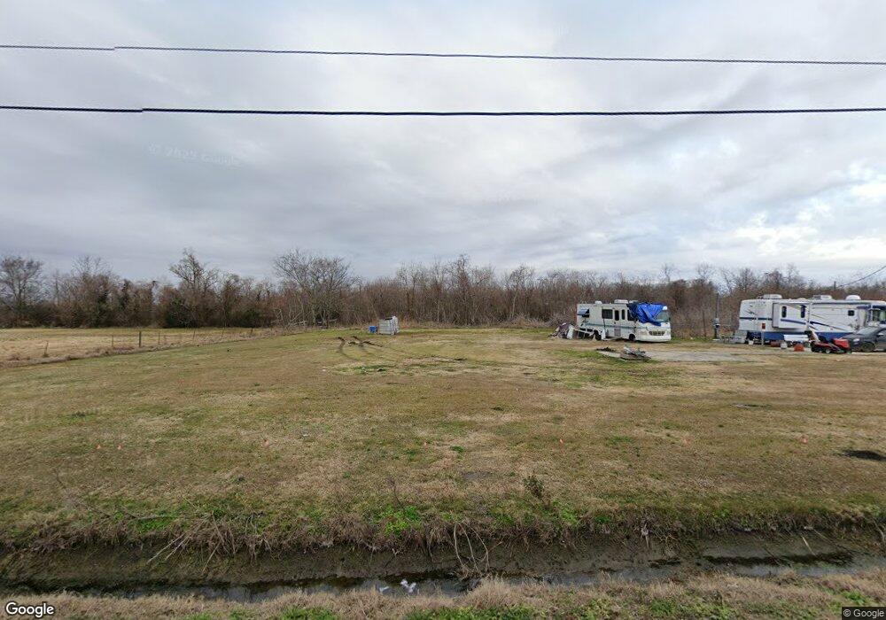 9006 Leleux Rd, New Iberia, LA 70560 - photo 1