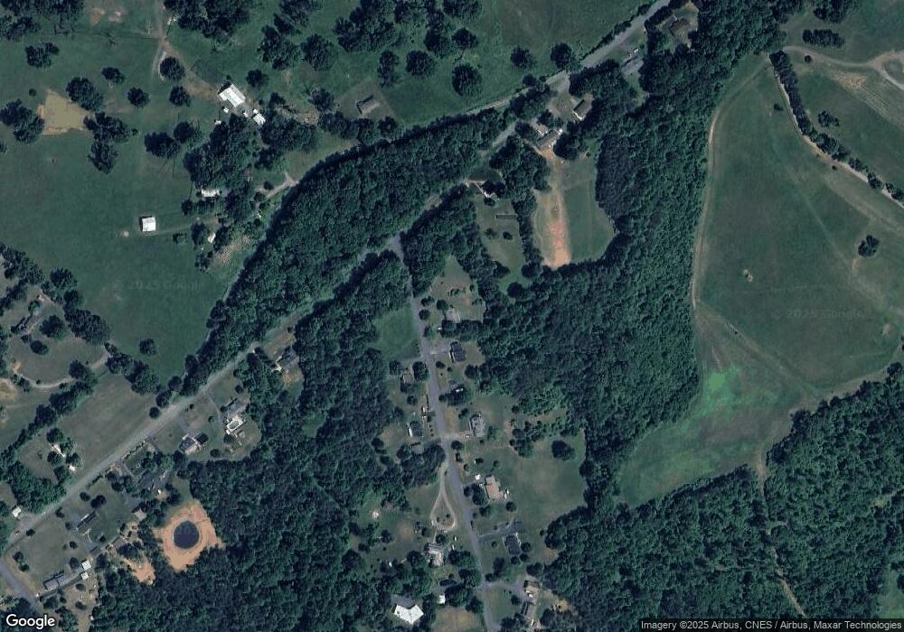 902 Valley View Rd, Ruckersville, VA 22968 - photo 1