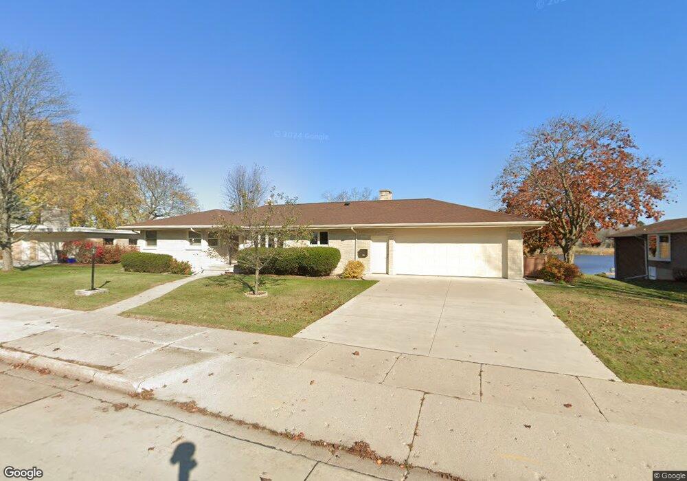 3115 Adams St, Two Rivers, WI 54241 - photo 1