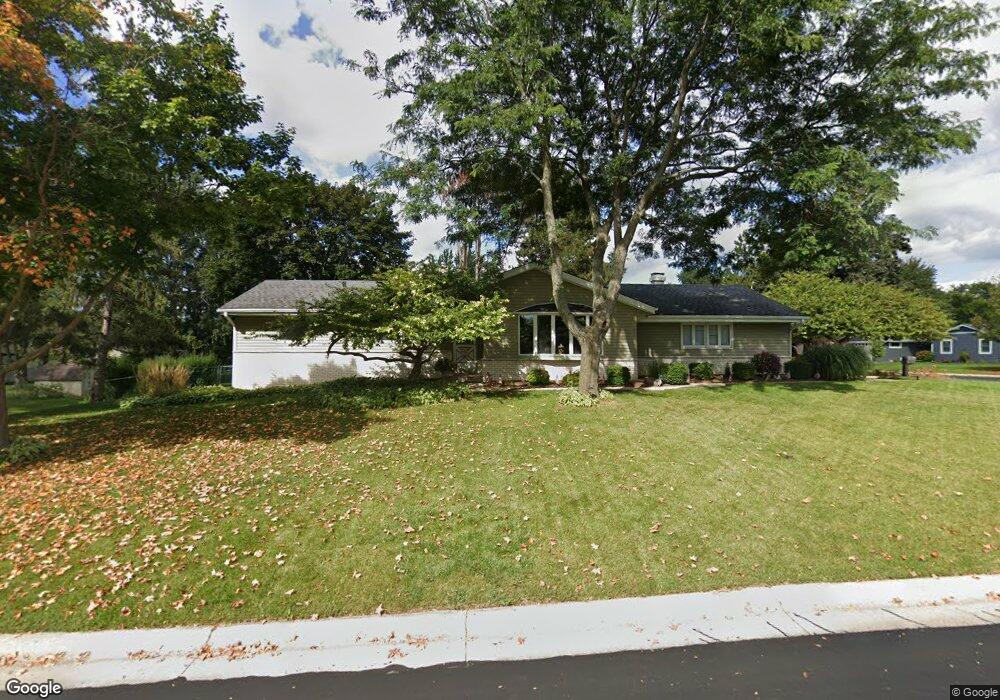 N104W16850 Thornapple Row, Germantown, WI 53022 - photo 1