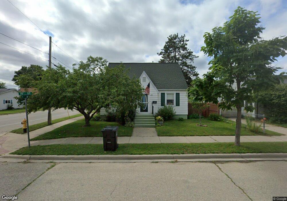 1801 15th St, Menominee, MI 49858 - photo 1