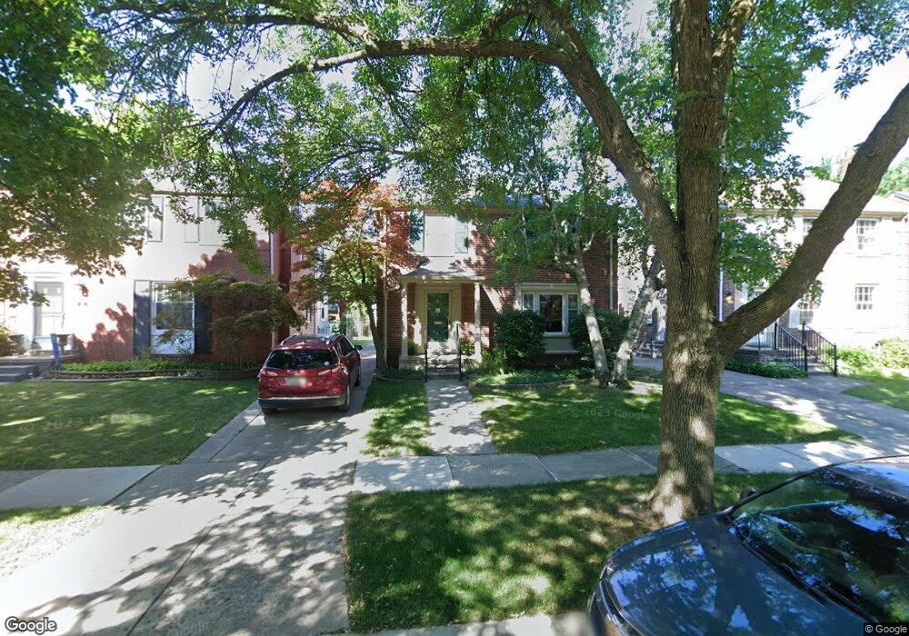 443 Moran Rd, Grosse Pointe Farms, MI 48236 - photo 1