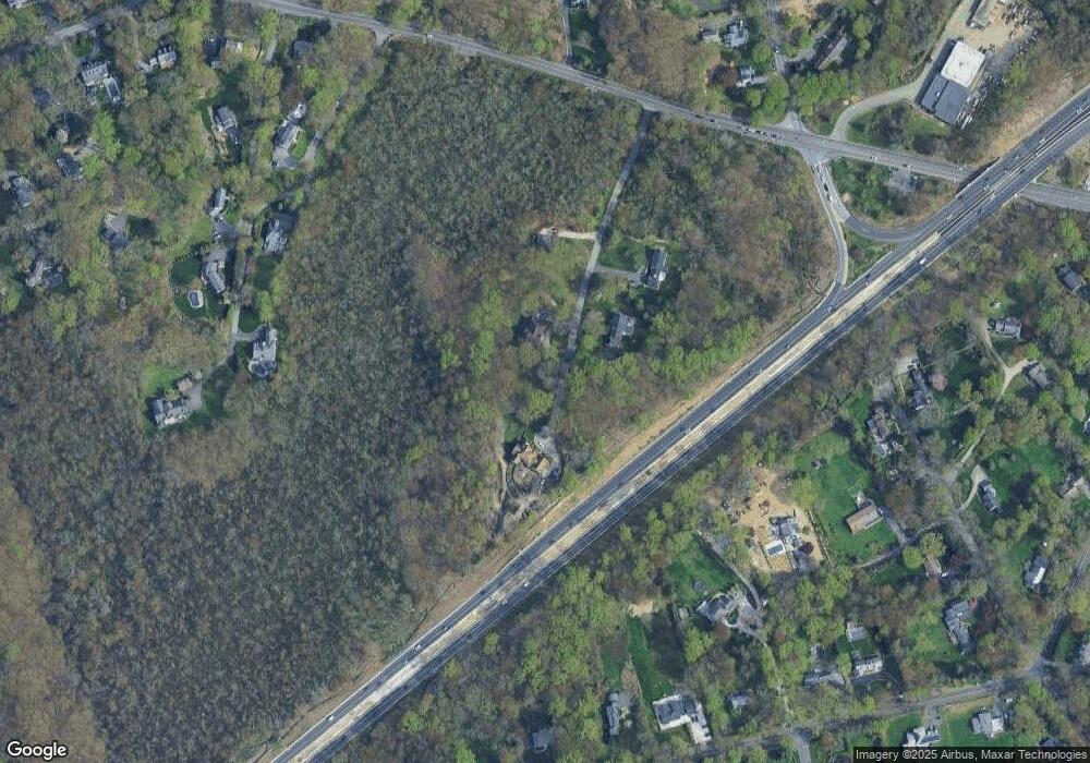 981 New Norwalk Rd, New Canaan, CT 06840 - photo 1