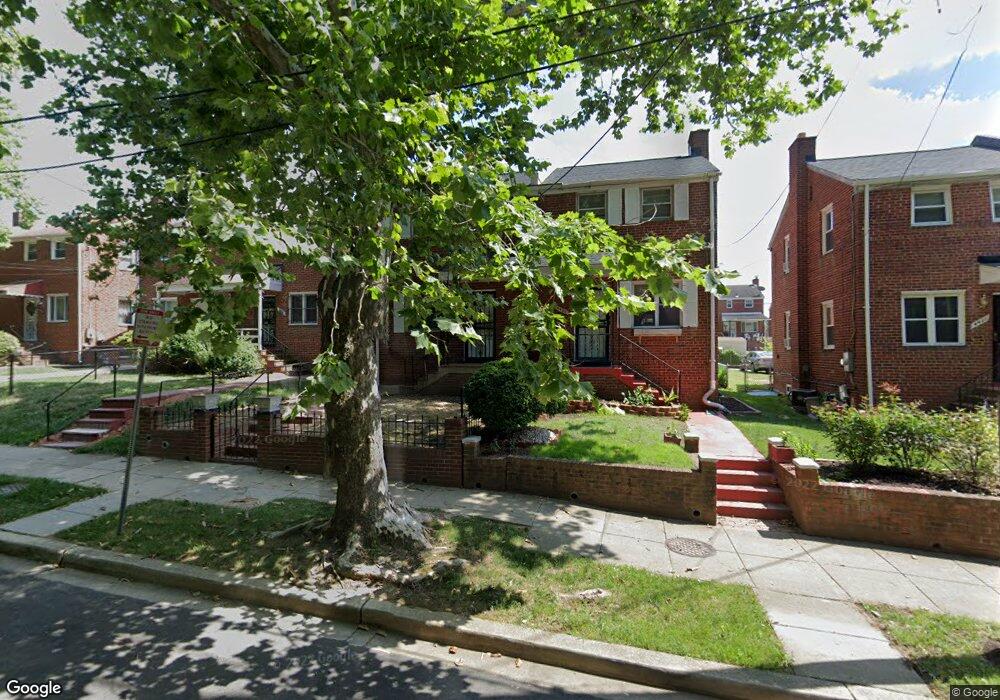 4427 C St SE, Washington, DC 20019 - photo 1