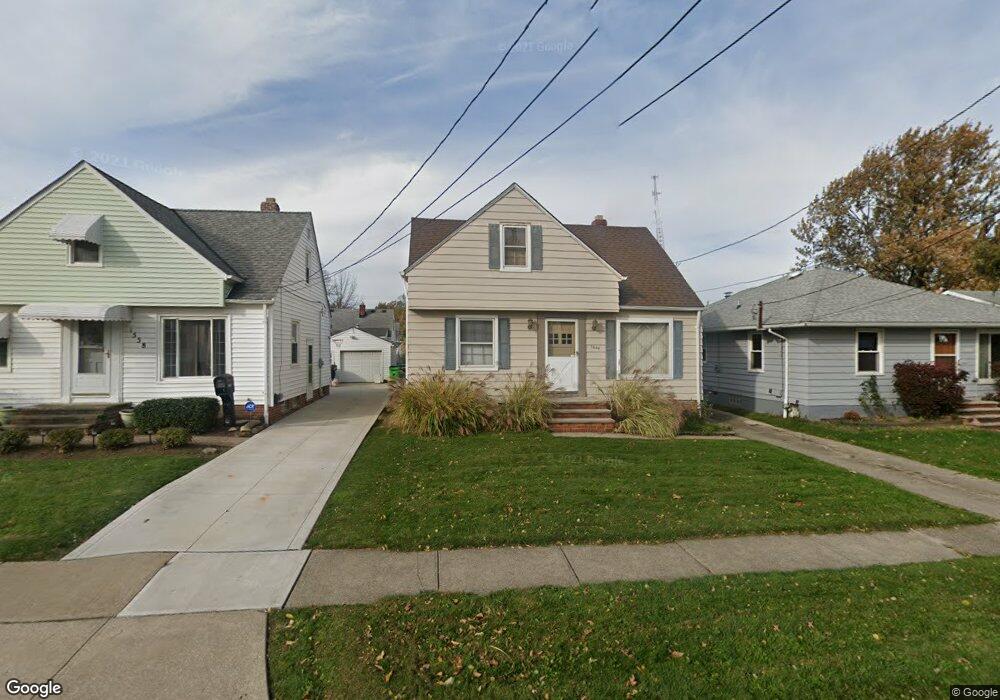 1556 Douglas Rd, Wickliffe, OH 44092 - photo 1