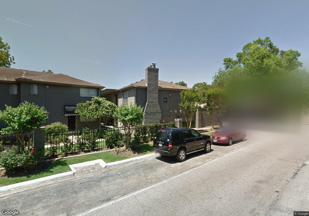 928 Seagler Rd, Houston, TX 77042 - photo 1