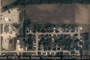 203 2nd St NE, Clarks Grove, MN 56016