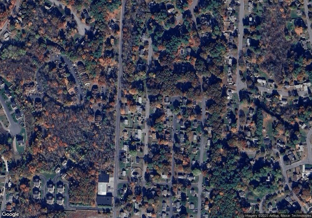 61 Bennett St, Hudson, MA 01749 - photo 1