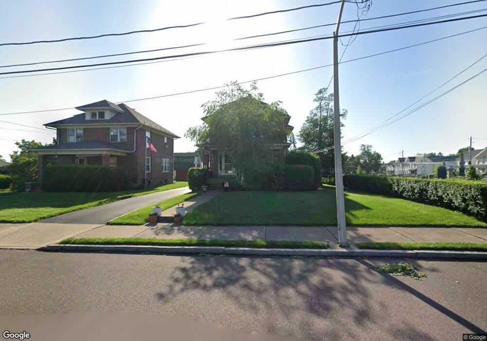 37 S 10th St, Quakertown, PA 18951 - photo 1