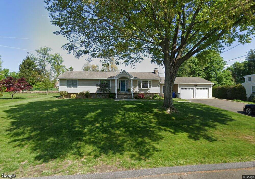 55 Magnolia Rd, Trumbull, CT 06611 - photo 1