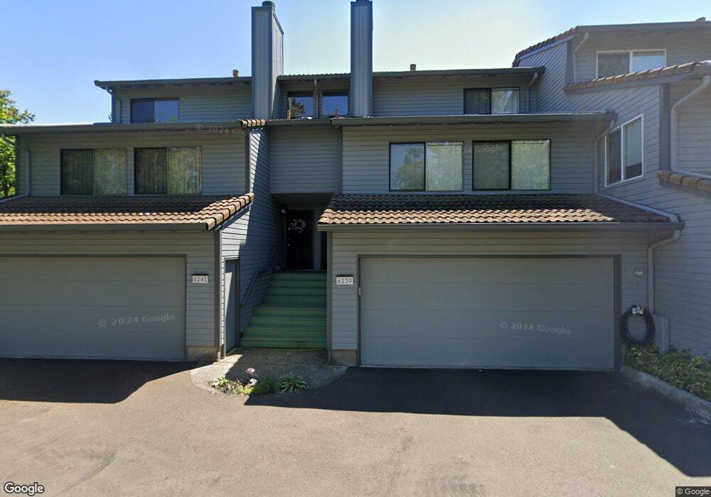 6239 Meridian Cir, West Linn, OR 97068 - photo 1