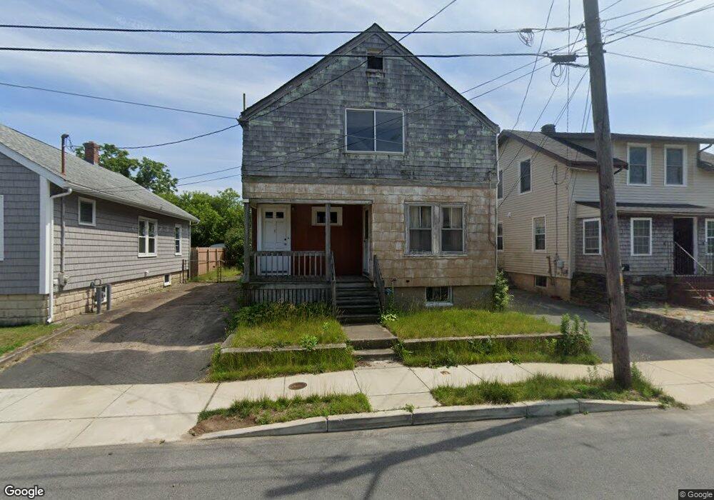 3 Hedge St, Fairhaven, MA 02719 - photo 1