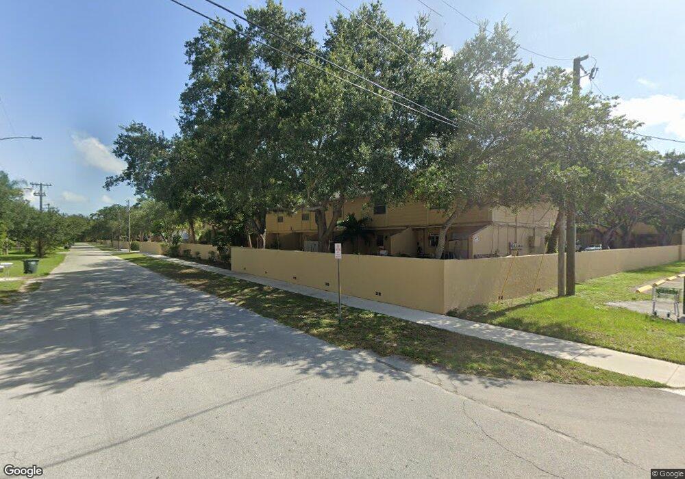 2018 S 10th St unit F, Fort Pierce, FL 34950 - photo 1