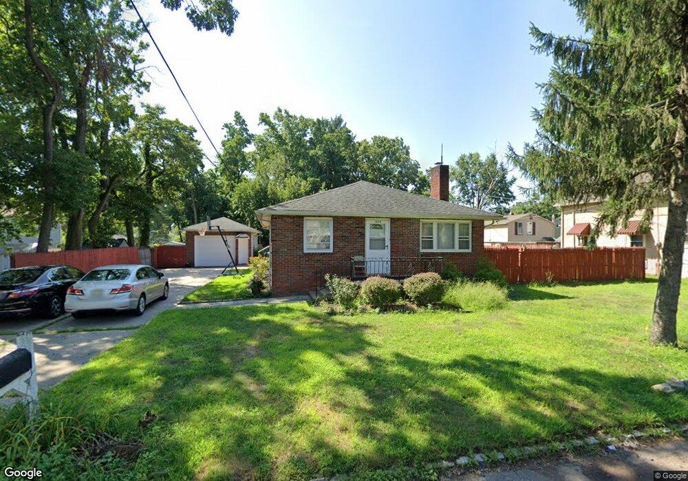 1809 Cedarwood Dr, Piscataway, NJ 08854 - photo 1