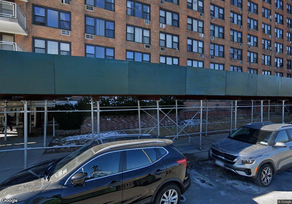 Pelham Bay Towers unit 11H, Bronx, NY 10461 - photo 1