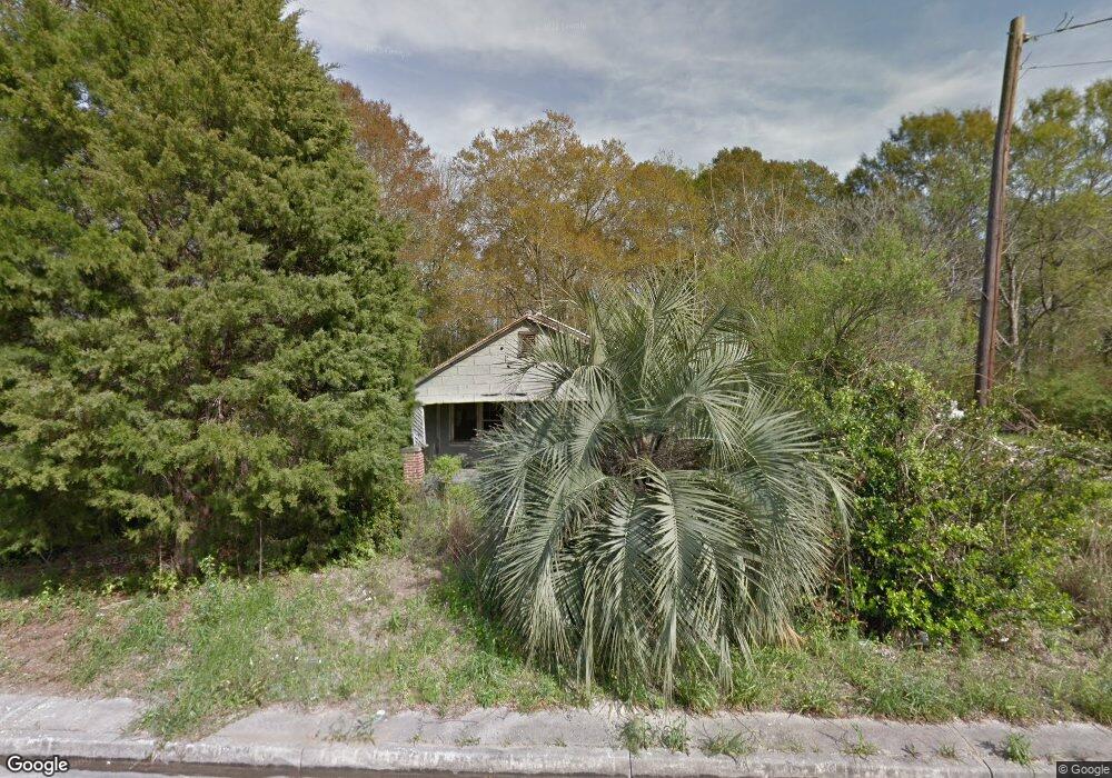 325 N First Ave, Mc Rae Helena, GA 31055 - photo 1