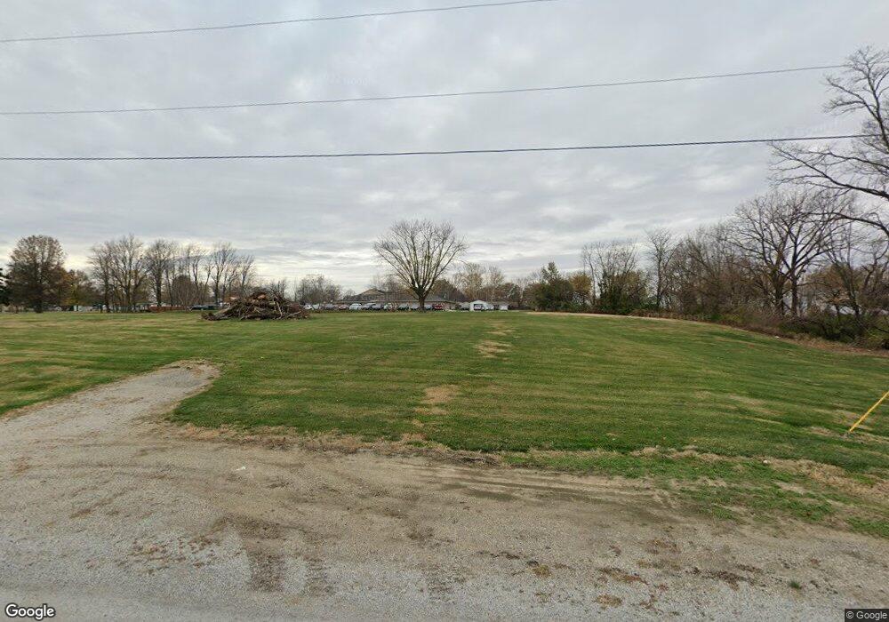 1025 N 4th St, Effingham, IL 62401 - photo 1